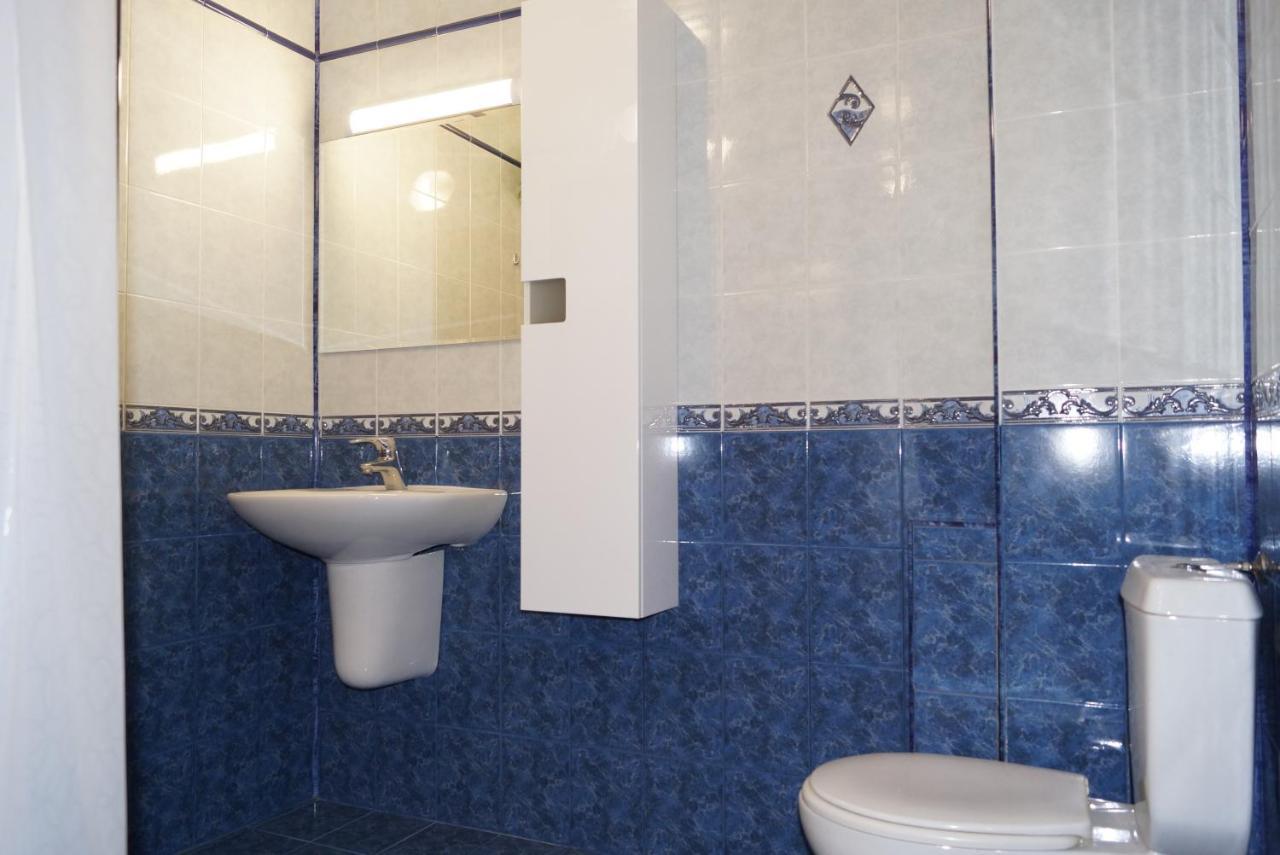 Spacious 2Bdr - Free Parking - Walk Everywhere - 300 Mbps Wifi Varna Exteriör bild
